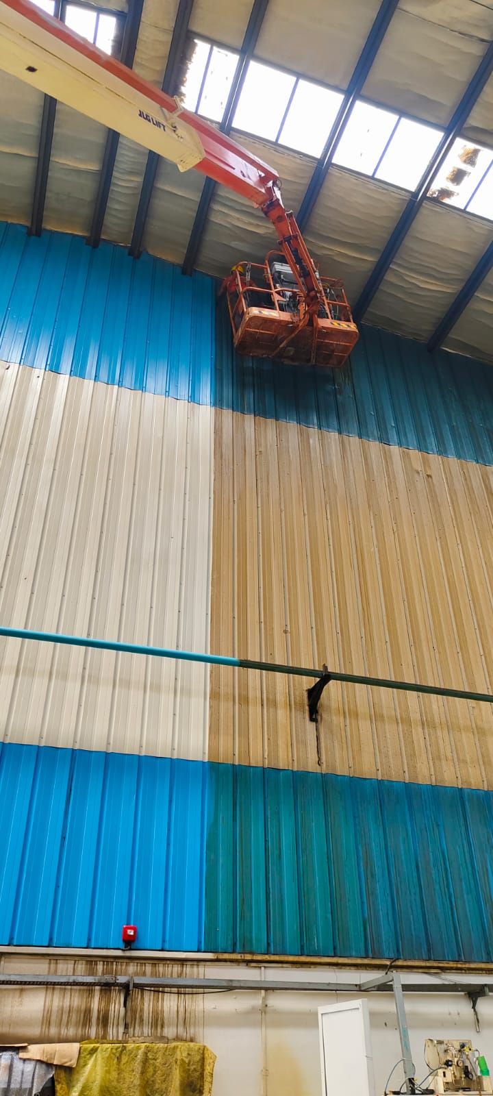 Cobweb cleaning at a factory